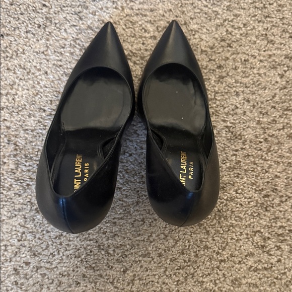 Saint Laurent Black Pointed Toe Heels - Picture 7 of 8